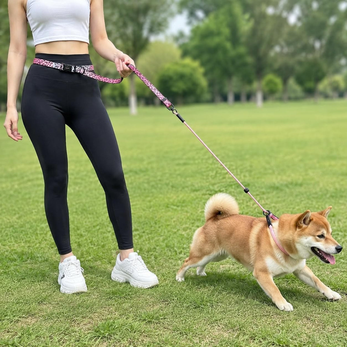 kazazoo Leash in Adjustable (5.5Ft To 8.5Ft), Pink Leopard