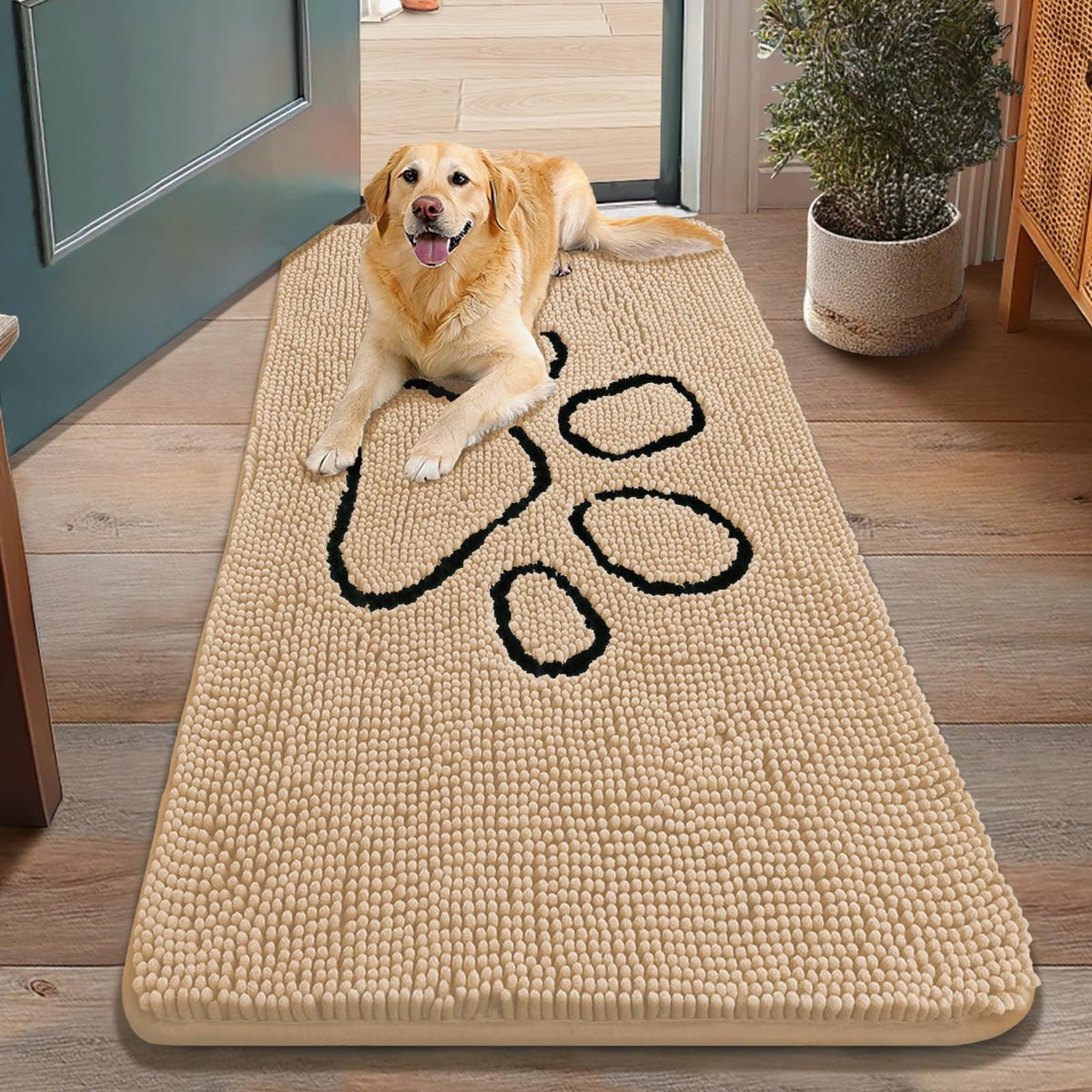 Smiry Rug in 48"X30", Beige and Black