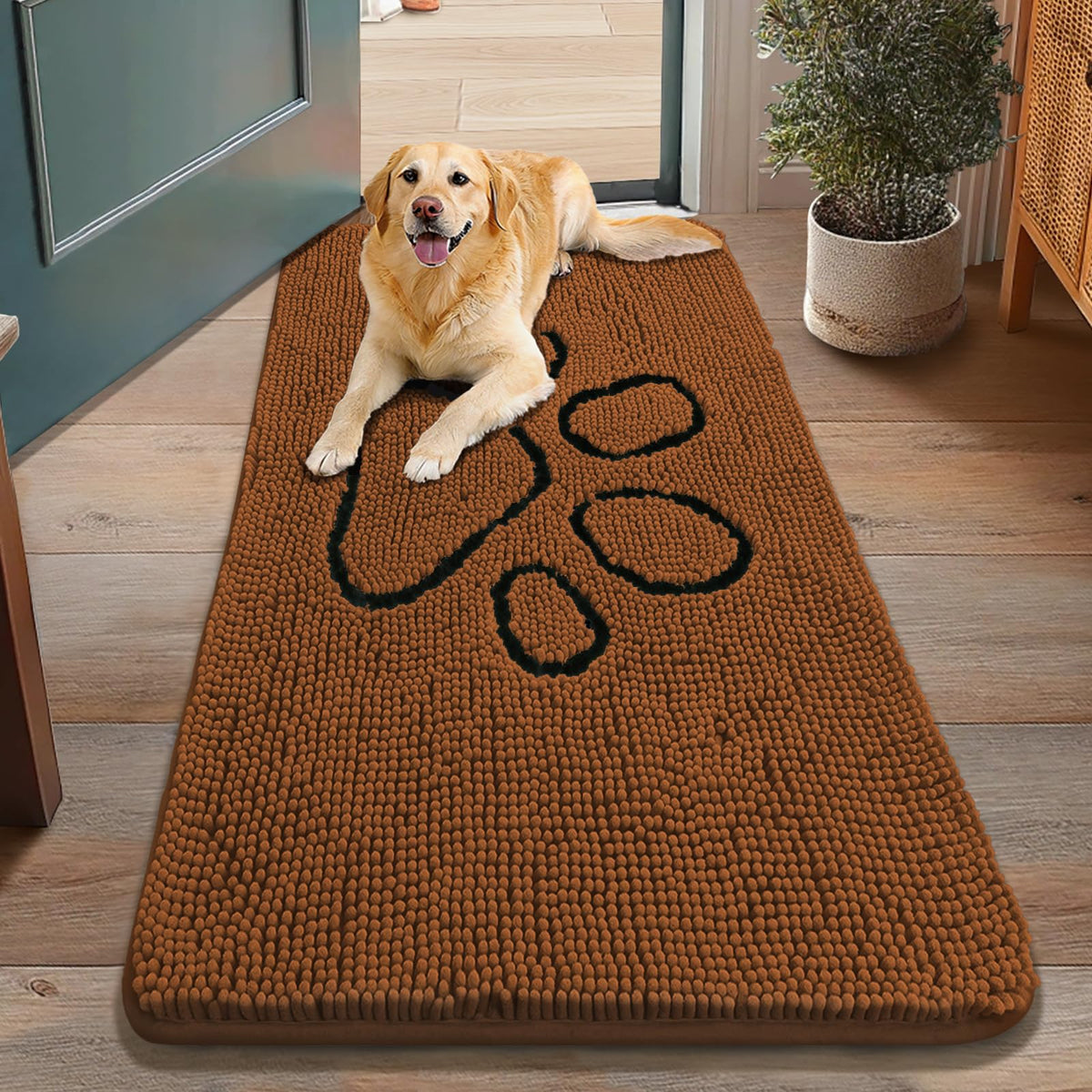 Smiry Rug in 48"X30", Ochre and Black