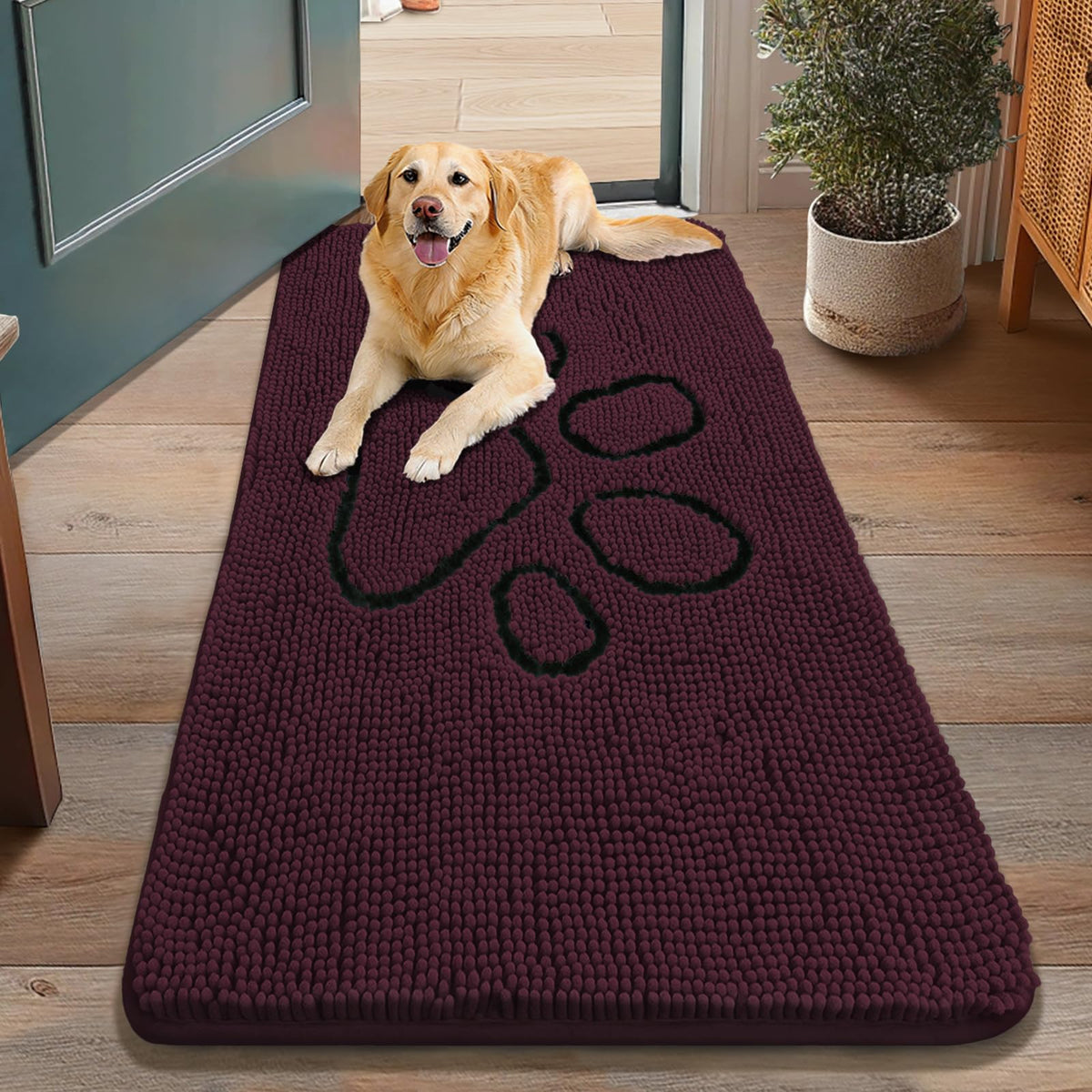 Smiry Rug in 48"X30", Russet and Black