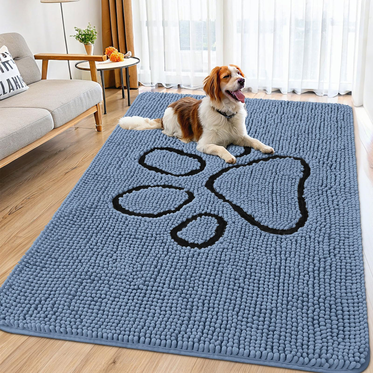 Smiry Rug in 71"X46", Airy Blue and Black