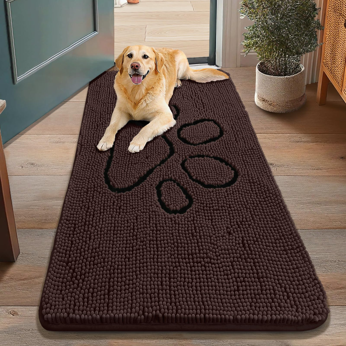 Smiry Rug in 48"X30", Brown and Black