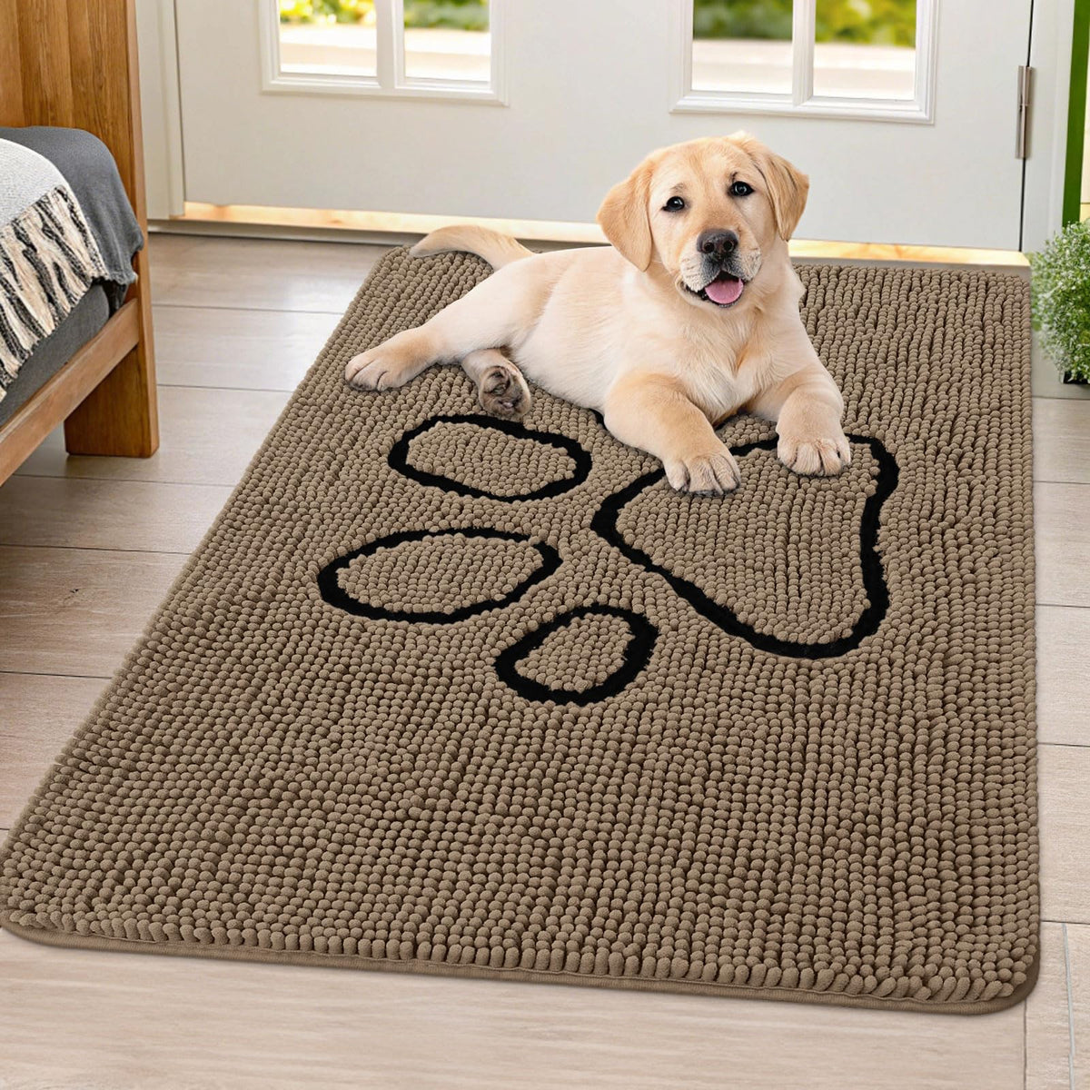 Smiry Rug in 40"X32", Camel and Black