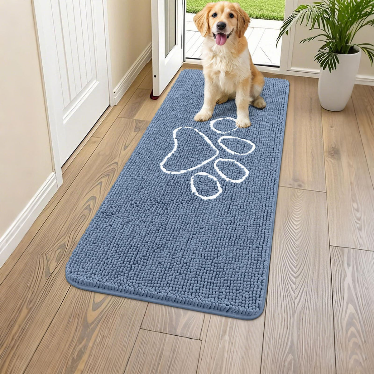 Smiry Rug in 47"X24", Airy Blue and White