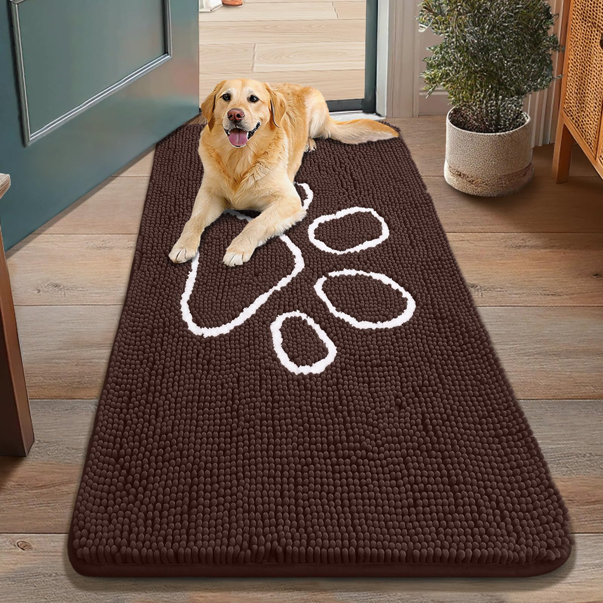 Smiry Rug in 48"X30", Brown and White