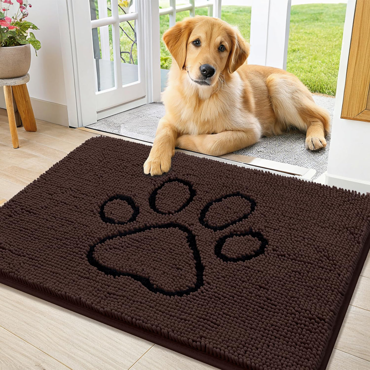 Smiry Rug in 36"X24", Brown and Black