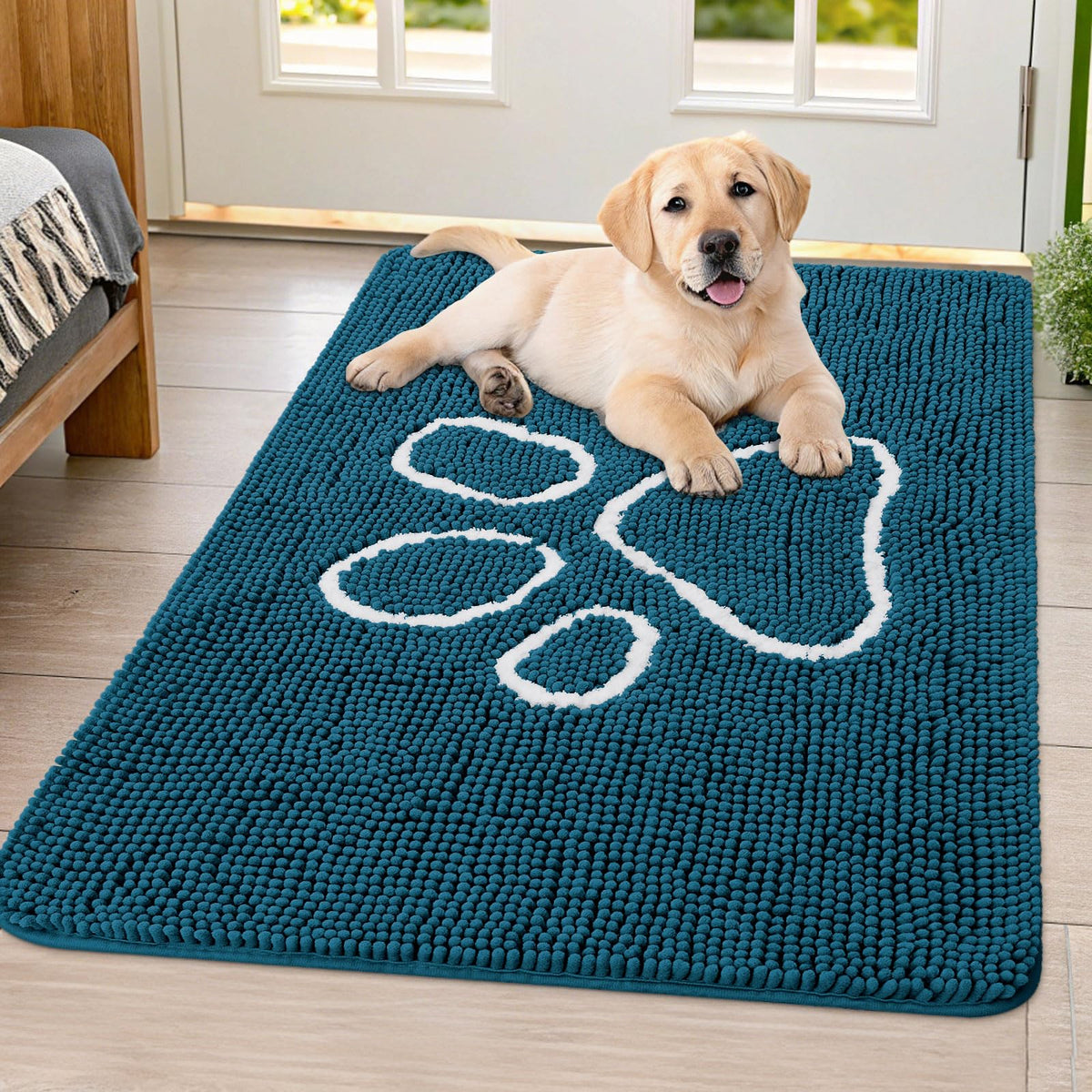 Smiry Rug in 40"X32", Atlantic Blue and White