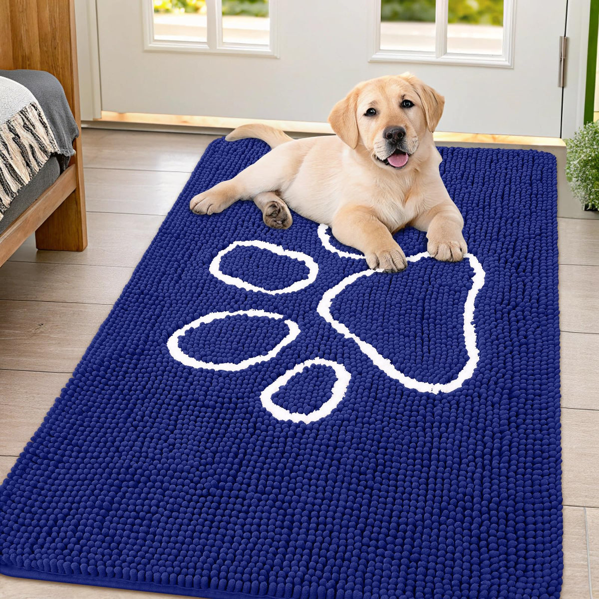 Smiry Rug in 47"X32", Navy Blue and White