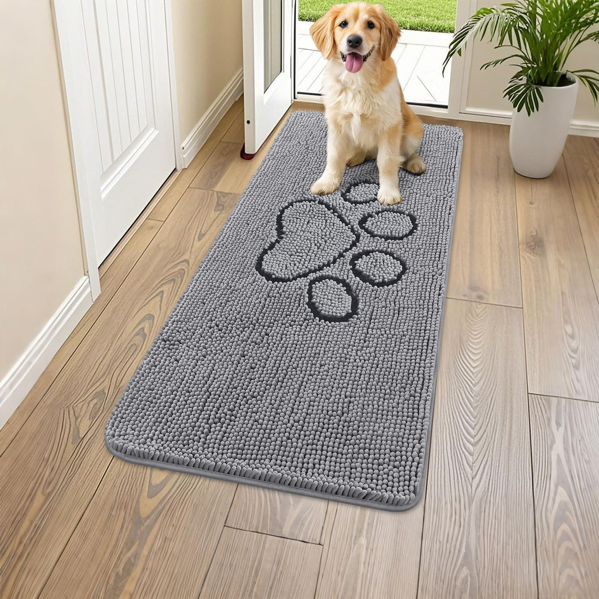 Smiry Rug in 44"X24", Grey and Black