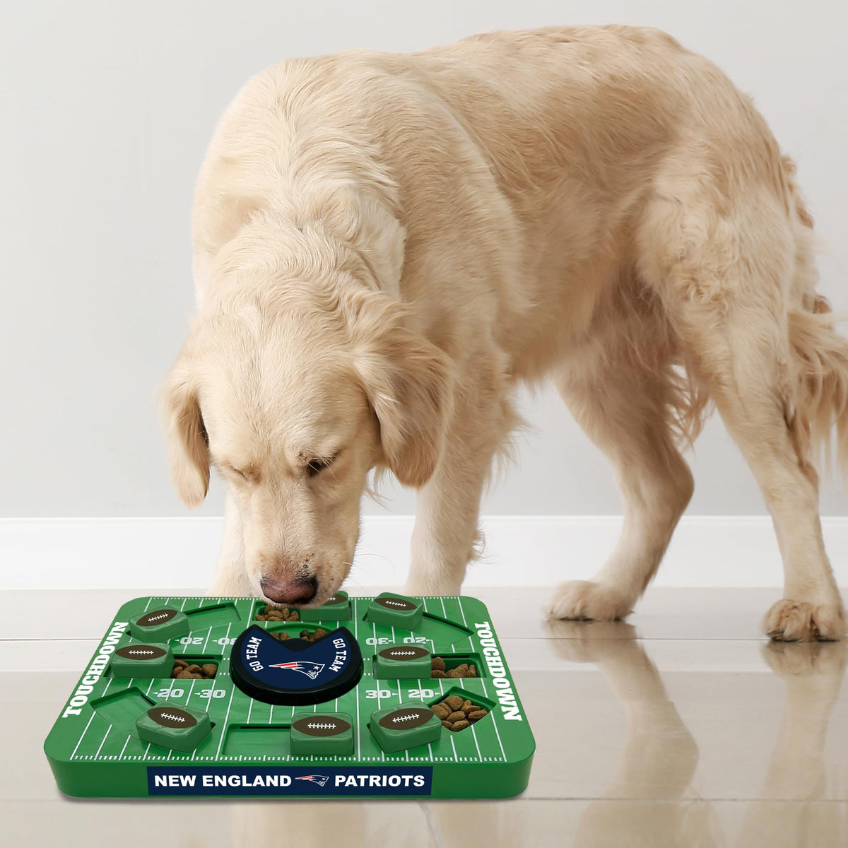 Pets First Pet Feeder in Large, NEW ENGLAND PATRIOTS